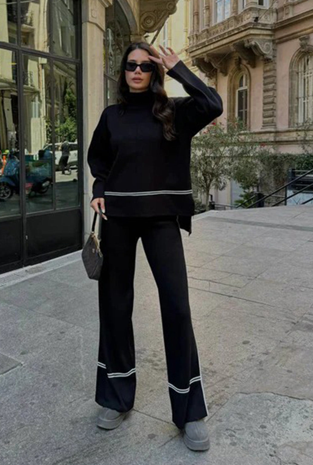 BLACK STRIPE SET