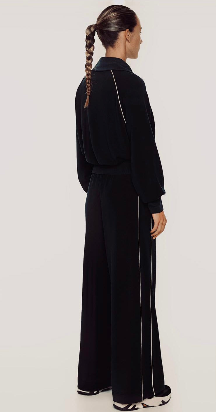 PREMIUM WIDE LEG TRACKSUIT